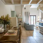 Giogarakis Apartment *