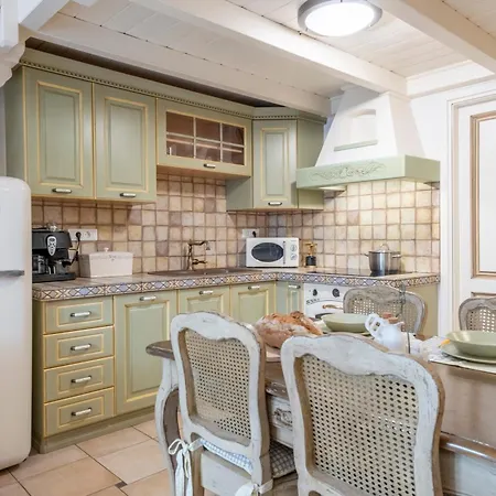 Giogarakis Apartment *