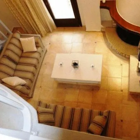 Apartment Giogarakis