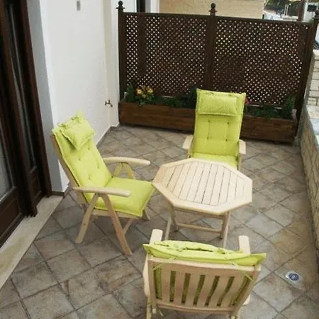 Apartment Giogarakis *
